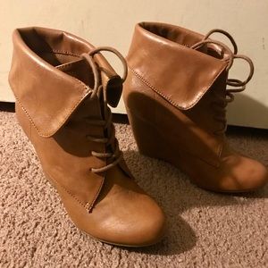 Nine West wedge boots
